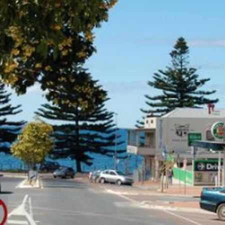 Port Lincoln Holiday Apartments エクステリア 写真