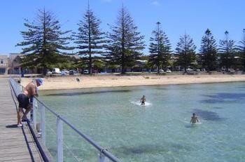 Port Lincoln Holiday Apartments エクステリア 写真
